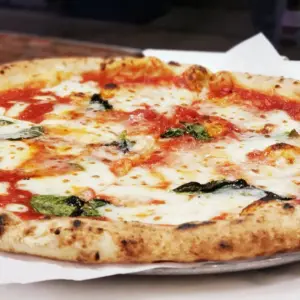 Pizza Bocca Lupo